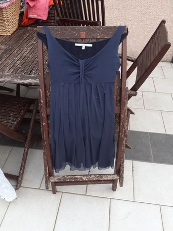 Jolie robe taille 2