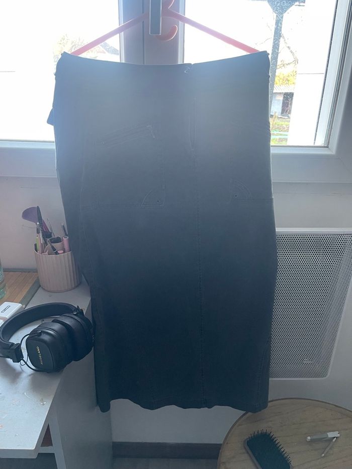 Jupe gris très bon état - photo numéro 3