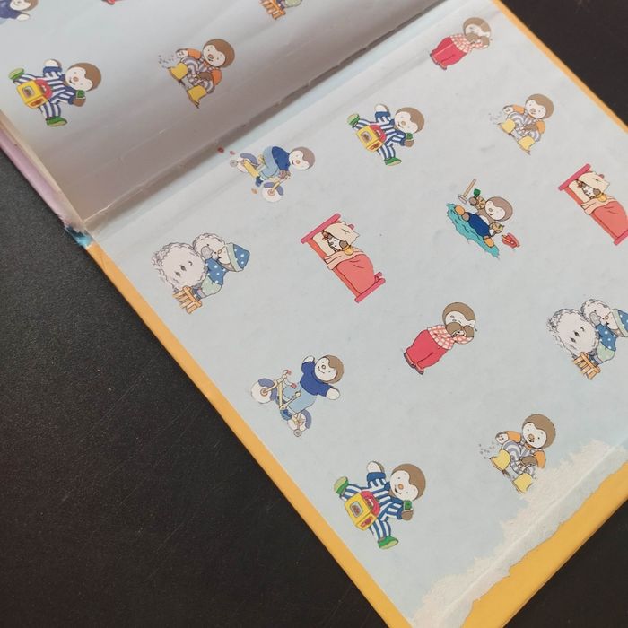 Livre enfant Nathan T'choupi rentre a l'école - photo numéro 2