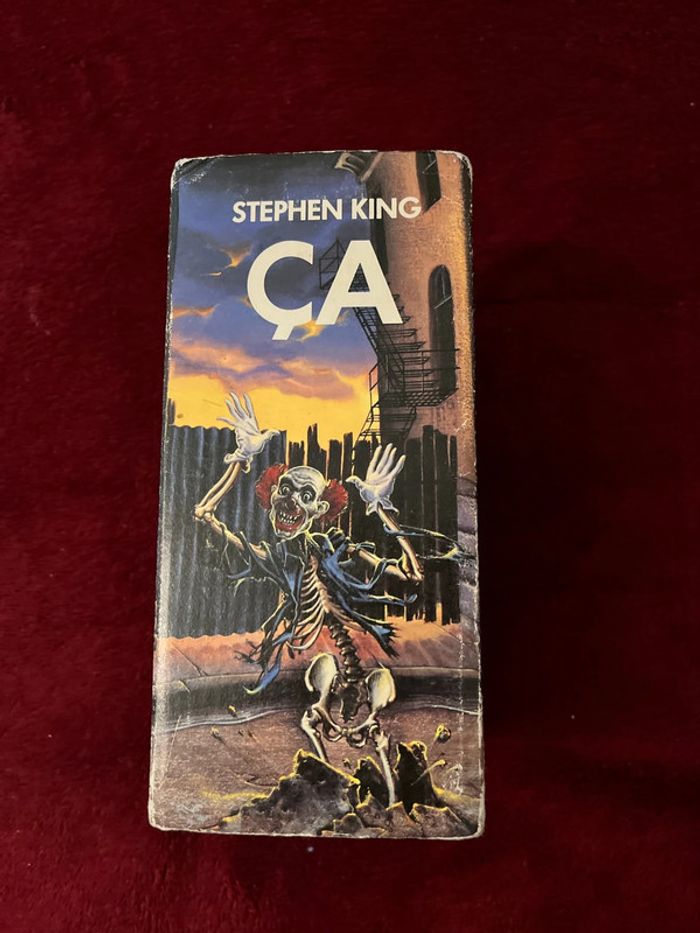 Coffret 3 livres de poche de Stephen King Ça et dvd blu ray - photo numéro 10