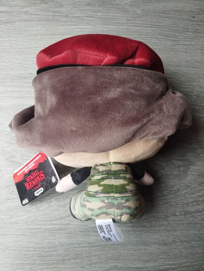 Stranger Things : Funko Peluche Hunter Robin - photo numéro 6