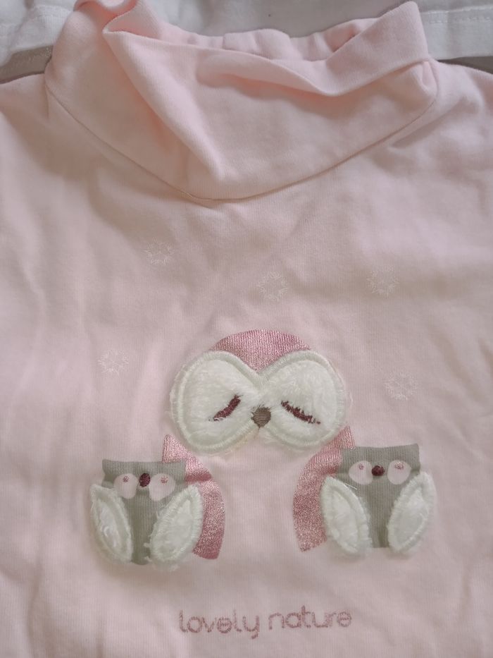 T shirt 6 mois col roulé - photo numéro 4