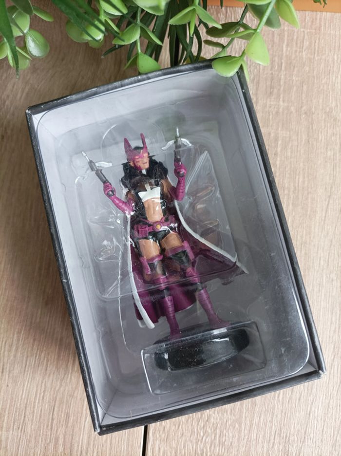 Figurine Huntress DC Comics Eaglemoss Super Hero - photo numéro 2