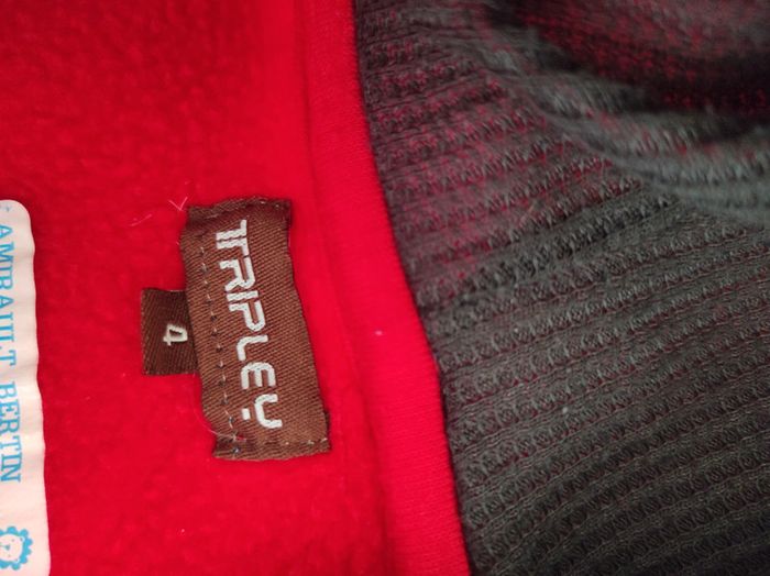 Veste rouge - photo numéro 3
