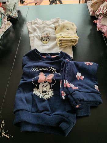 2 ensemble Disney