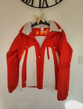 Manteau de ski rouge Decathlon taille 34