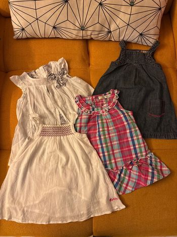 Lot de 4 robes 18 mois