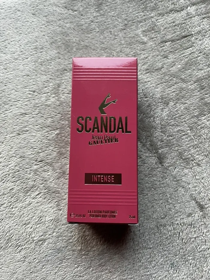 Lait pour le corps Scandal Intense - photo numéro 3