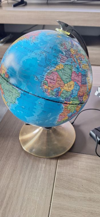 Globe lumineux