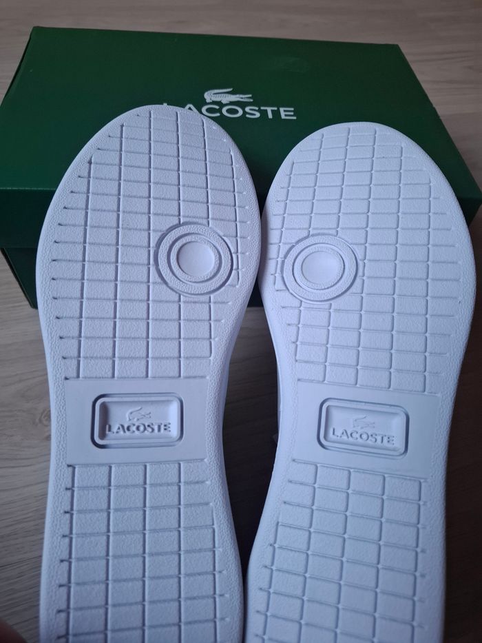 Baskets Lacoste Classic  t.42  100%Cuir, Neuf jamais porte valeur 145€ - photo numéro 7