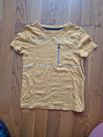 Kiabi tee-shirt moutarde taille 4 ans