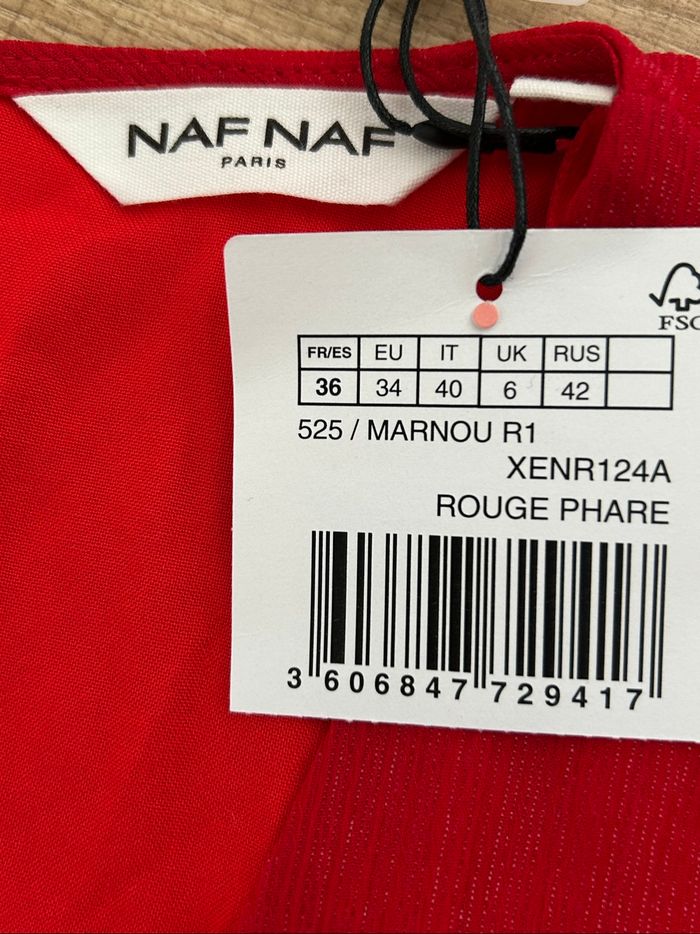 Robe rouge et argentée neuve Naf Naf taille 36 - photo numéro 9