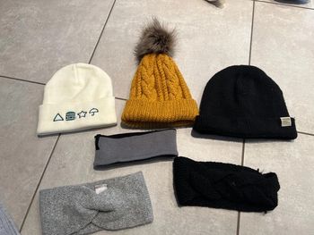 Lot de Bonnets, cache oreilles