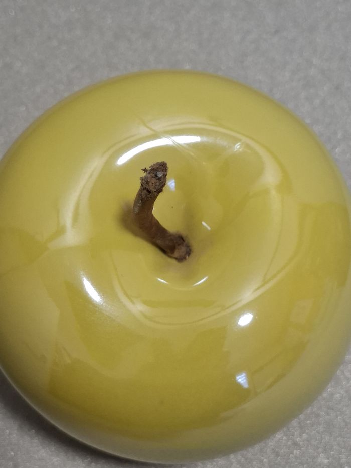 Belle grosse pomme réaliste céramique jaune Atmosphéra diamètre 11 cm pour décoration très bon état - photo numéro 3