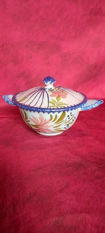 Bonbonnière en faïence de quimper