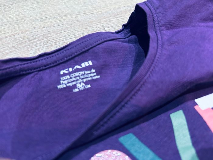 Teeshirt manches longues violet avec écriture 8 ans - photo numéro 3