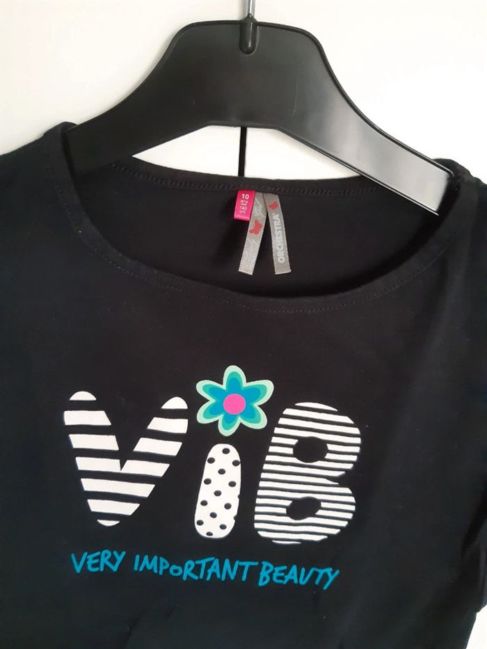 T-shirt noir court - photo numéro 3