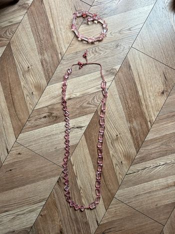 Collier sautoir rose