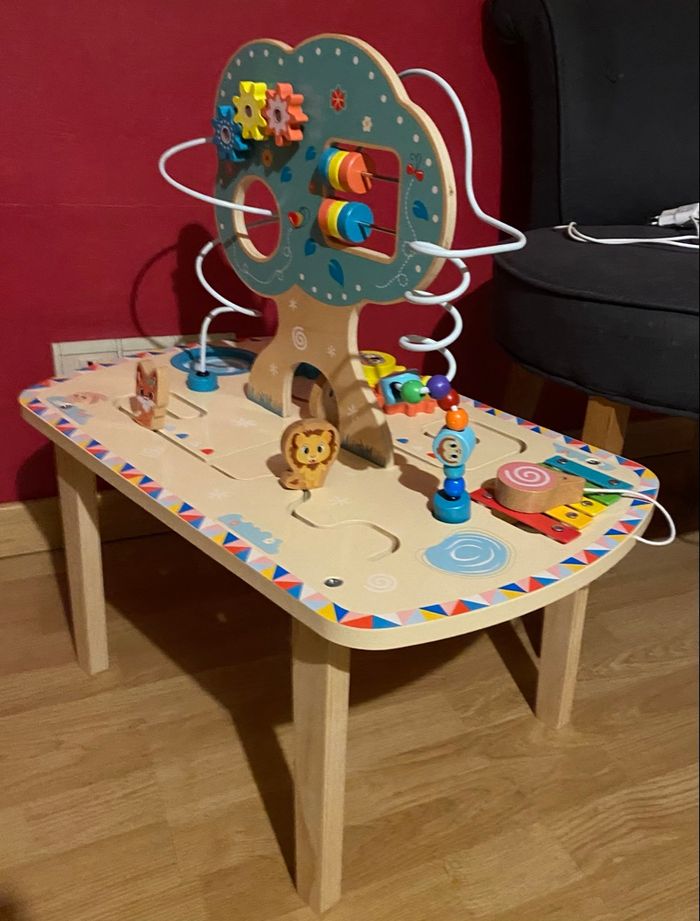 Table activités et éveil - photo numéro 2