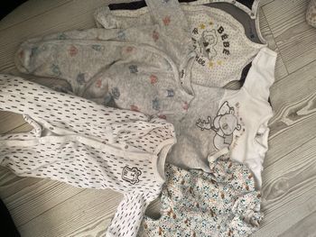 Lot de pyjamas 1 mois