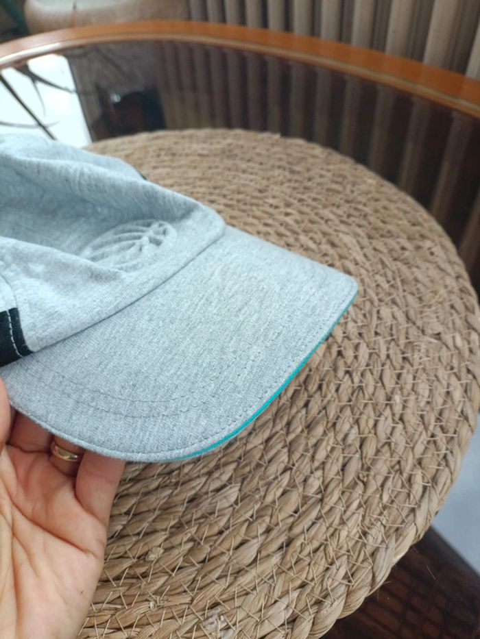 Casquette grise - photo numéro 7