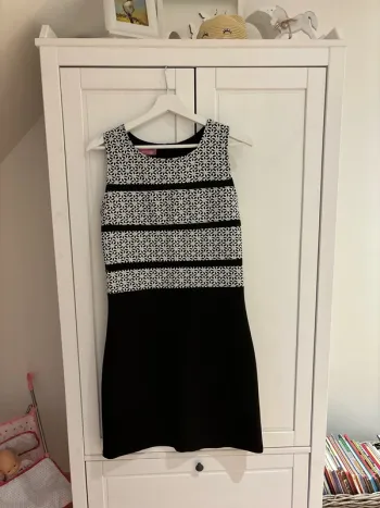 Robe M Nana Baila