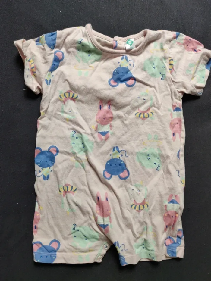 Combi short bébé Tex. Taille 23m