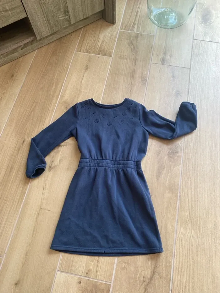 Robe pull 8 ans bleu fleur 🌷 kiabi