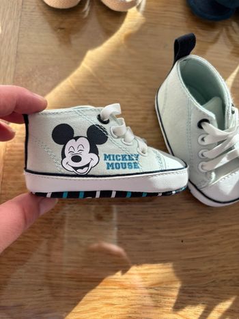 Chaussure garçon vert eau Mickey taille 6/12 mois
