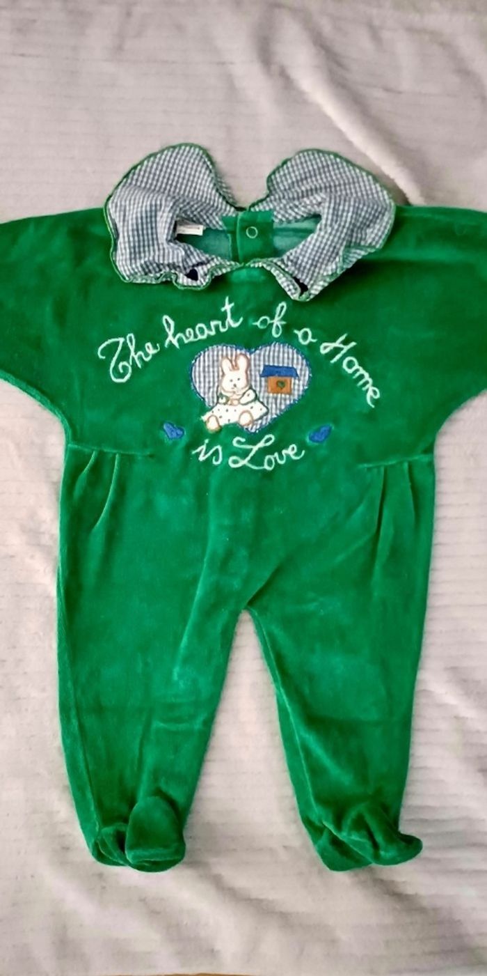 Lot de pyjamas - photo numéro 2