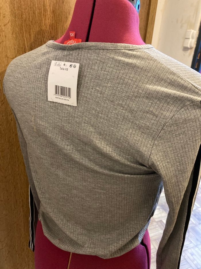 T shirt manches longues - photo numéro 3