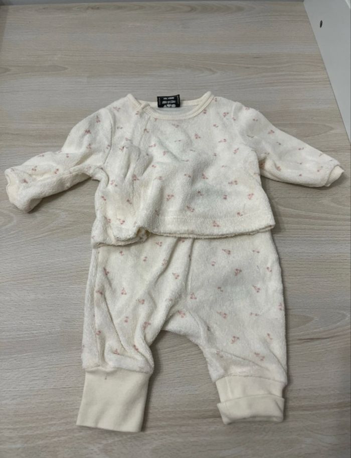 Ensemble bébé fille 1 mois