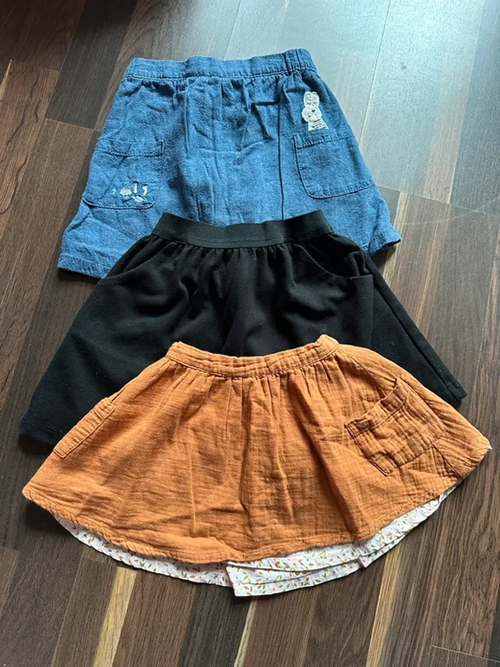 Lot de jupes