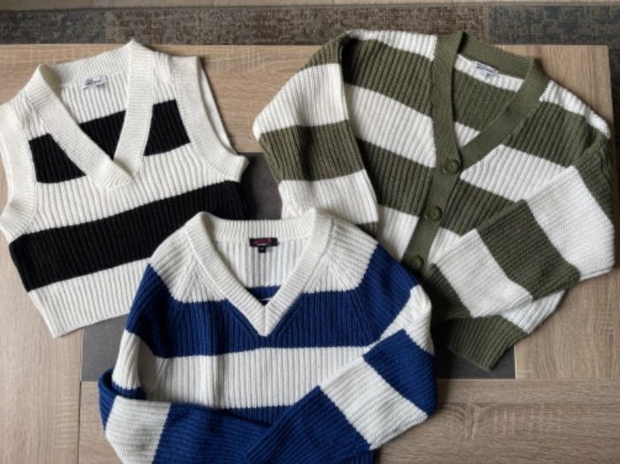 Lot pulls et gilet 2XS Jennyfer état neuf