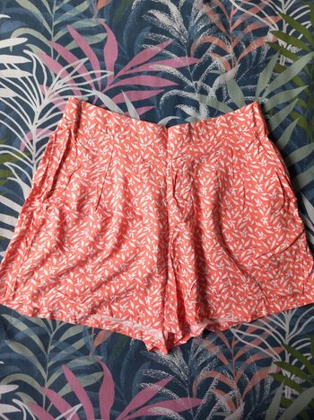 Short fluide motifs feuilles