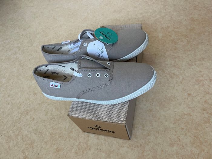 Basket Victoria toutes neuves 39 grises - photo numéro 5