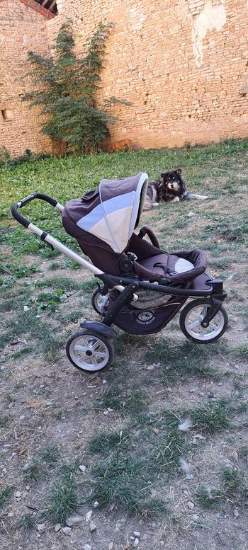 Vend poussette 3 en 1