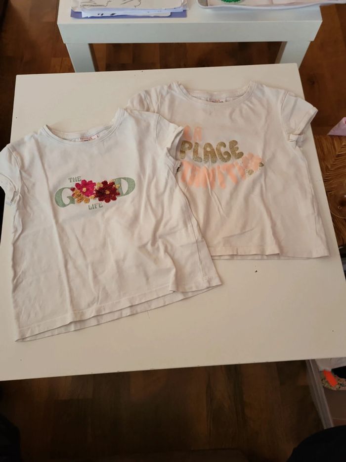 Lot 2 tee shirt tao 3ans