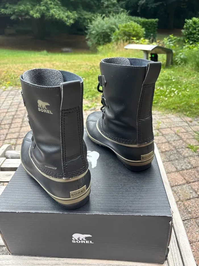 Bottes Sorel Enfant - Taille 36 - Parfaites pour l'Hiver et la Neige ! - photo numéro 3