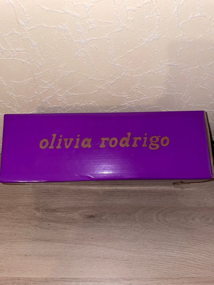 Gourde Stanley x Olivia Rodrigo - photo numéro 7