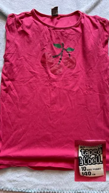 T-shirt tape à l’œil