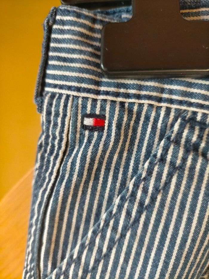 Jupe tommy hilfiger neuve 2 ans - photo numéro 3