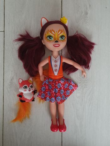 Poupee enchantimals renard