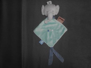 Doudou éléphant (Nattou) neuf