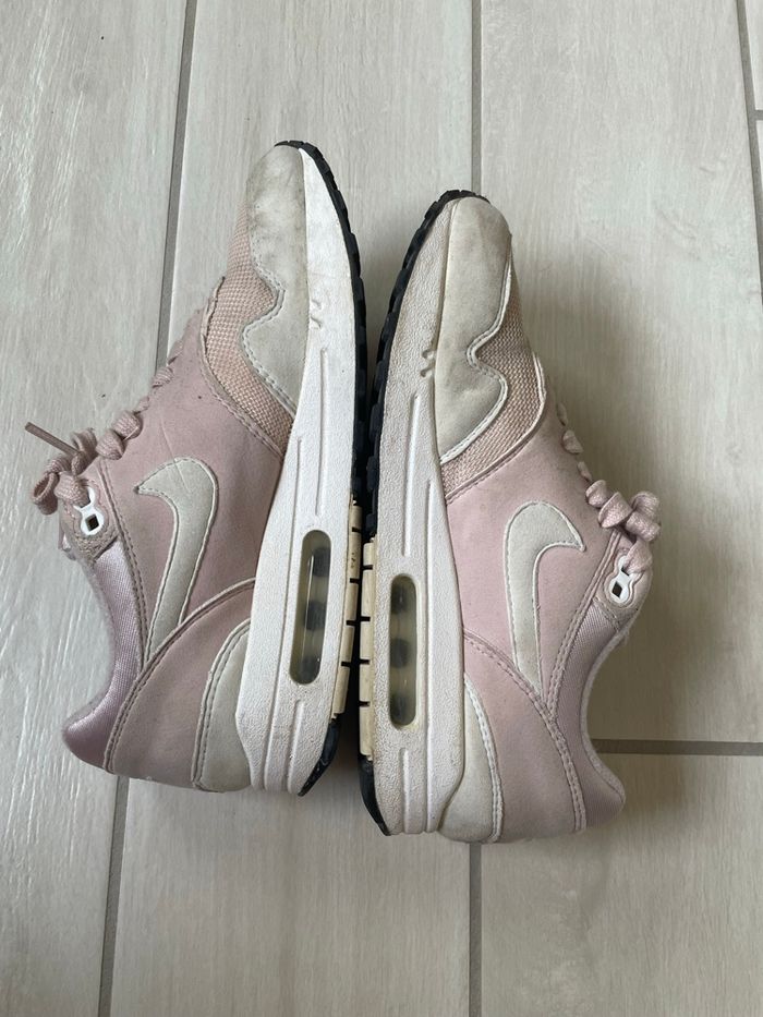 Chaussures Nike - photo numéro 2