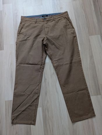Pantalon marque Burton coupe ajustée