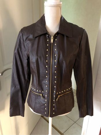 Veste similicuir marron jamais portée