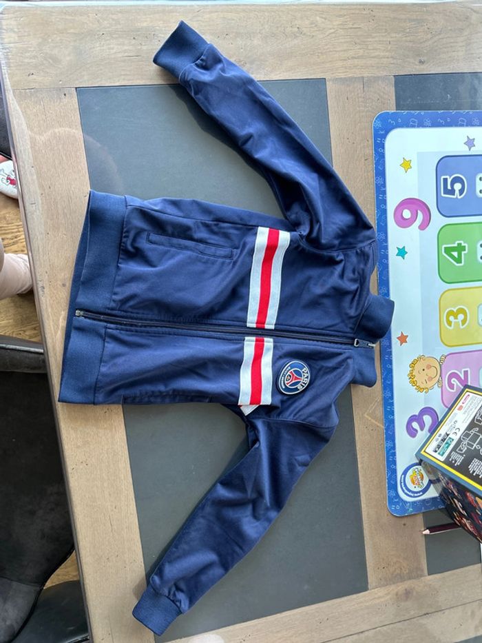Veste / Gilet officielle PSG Paris Saint Germain 6 ans