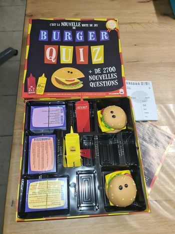 Proche du neuf jeu de société Burger Quiz des éditions Dujardin,