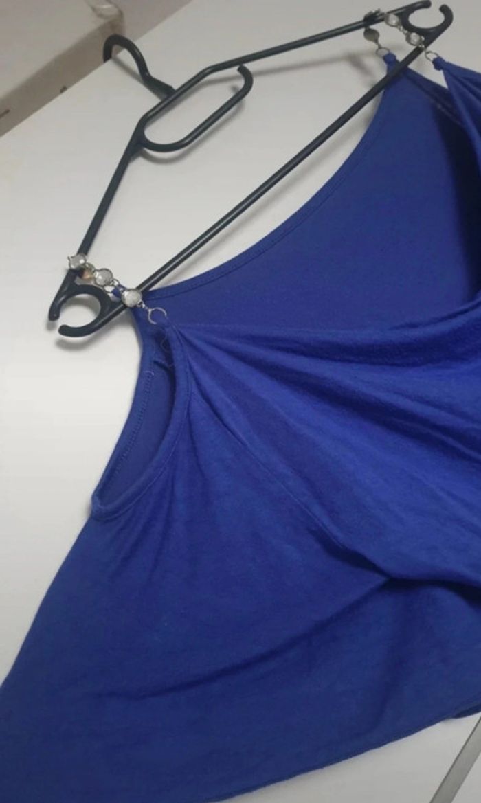 Tunique à col bénitier et épaules ouvertes - photo numéro 2